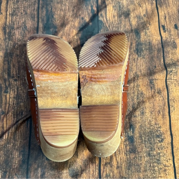 MIA Kiltie Leather Wooden Swedish Clogs in Brown EU 40 - Picture 9 of 11